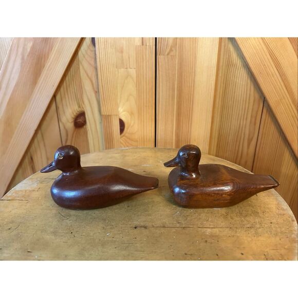 Vintage wooden hand carved ducks Signed Alvin Henriksen (5185) - Picture 1 of 10